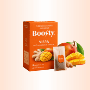 Boîte de thé Boosty de couleur rouge avec le logo de la marque Boosty inscrit dessus. Le nom du thé Euphorie est indiqué sur la boîte avec la mention goût pastèque. Une illustration de pastèque est visible sur la boîte pour représenter le fruit. La boîte précise qu’elle contient 15 sachets de thé noir aromatisé.